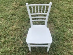 69190D0C DCEA 4637 8AA7 58240896AA16 1660338171 Kids White Chiavari Chairs