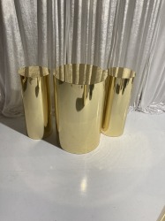 3pcs Gold Cylinder Pedestals File 015 635833354 3pcs Gold Cylinder Pedestals