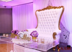 IMG 1177 722776067 White/Gold Regal Throne Loveseat Throne Chairs